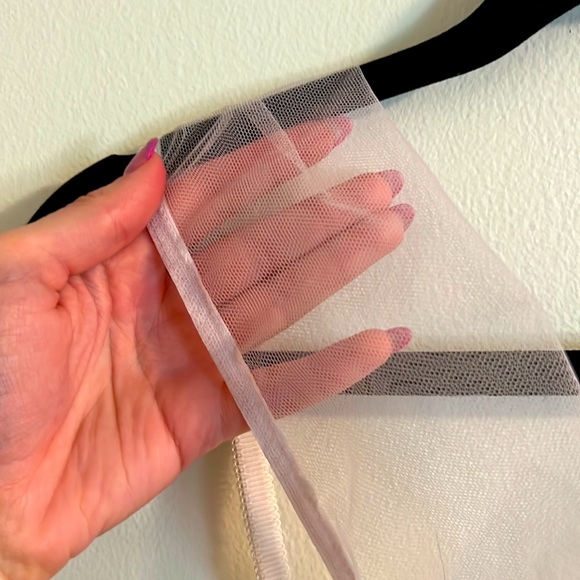 Victoria Secret angels unlined demi bra - Picture 3 of 6